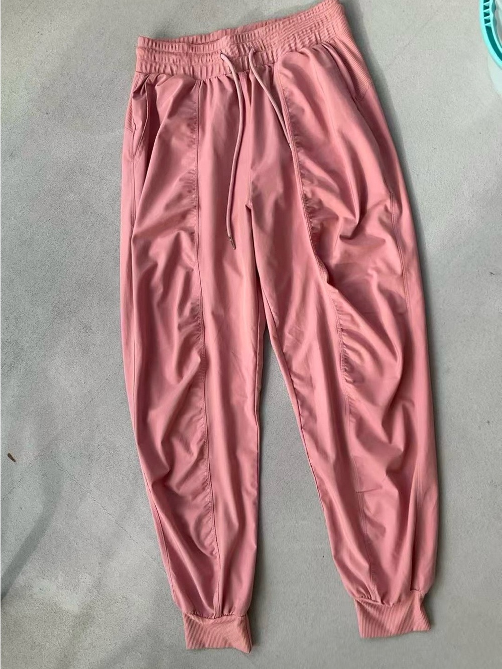 Lululemon Jogger Pants size medium